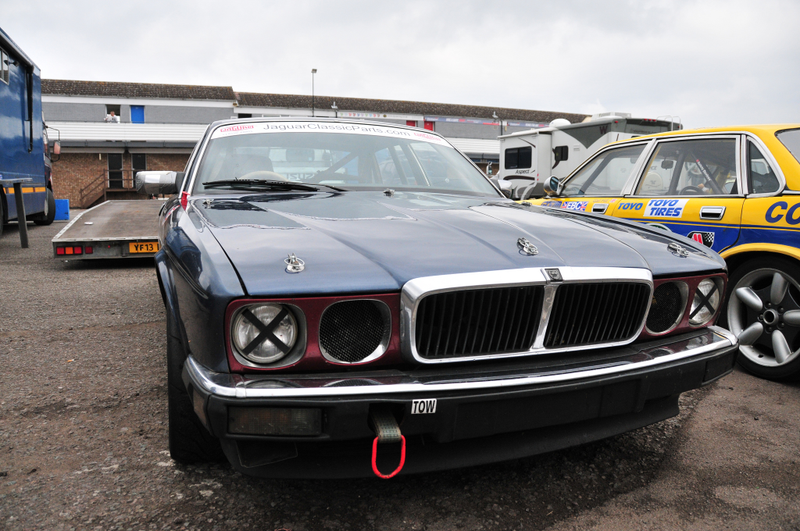 Illustration for article titled Neat, there's a 1-off XJ40 Coupe :)